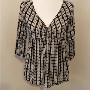 M. S. S. P. V neck bell sleeve top